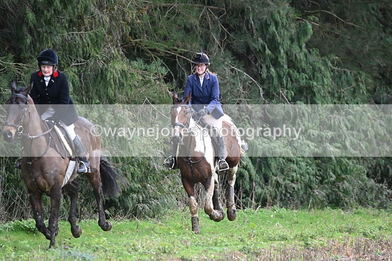 WJ6_9569 - Line Four