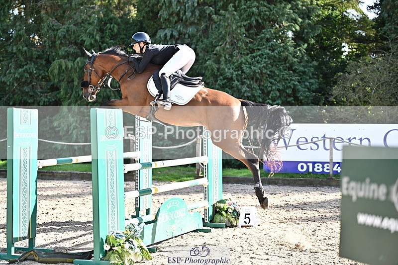 260906A-160818-04577 - Cls 24 Snr Foxhunter