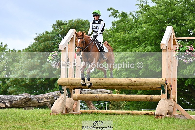 250524A-162016-15000 - C-261-Danielle.Dunn-ICI.DOR.DE.DONNA.CADANZA.Z