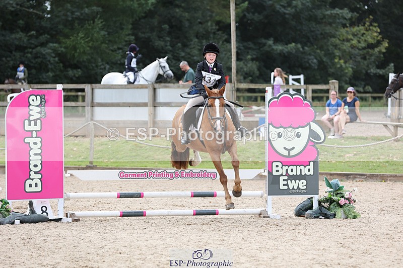 240823X-144020-18560 - 70cm R1 13.45 to 15.30