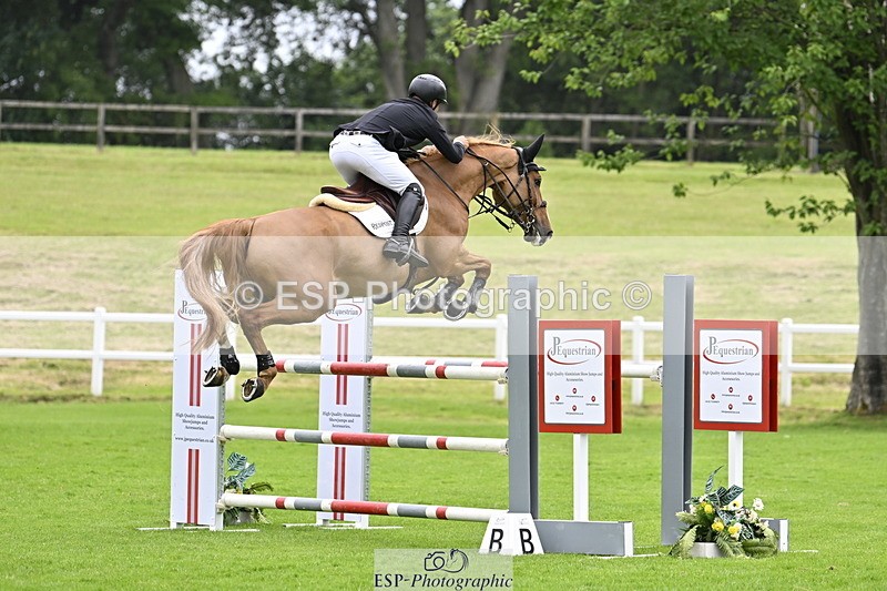 250613A-125015-01945 - Cls 3 Snr Foxhunter