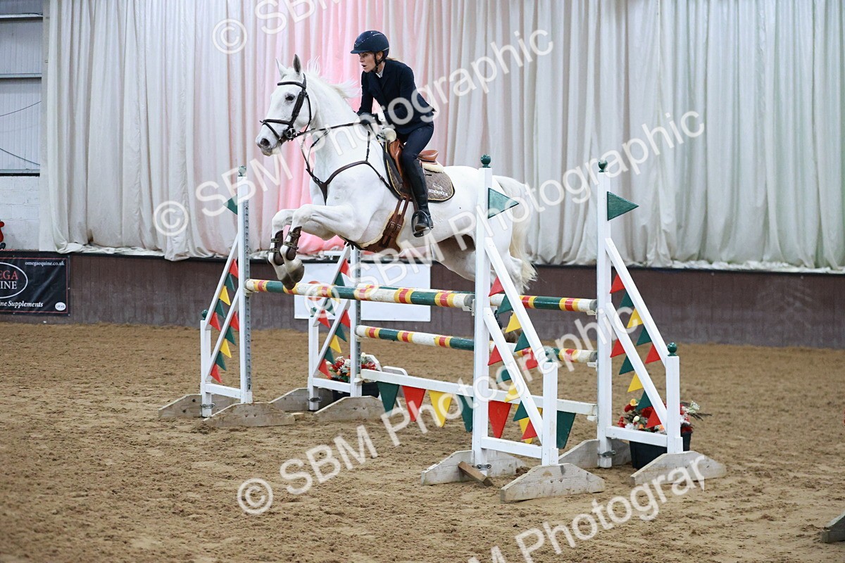SBM_001272 - Class 5 - Senior Foxhunter 1.20m
