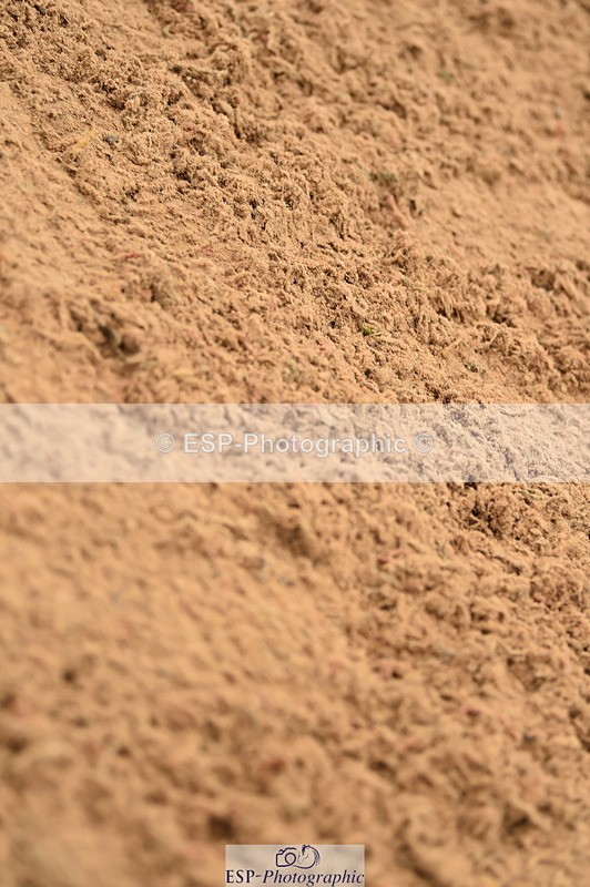 231122A-134816-00519 - Cls 5 Foxhunter & 1.20m Open