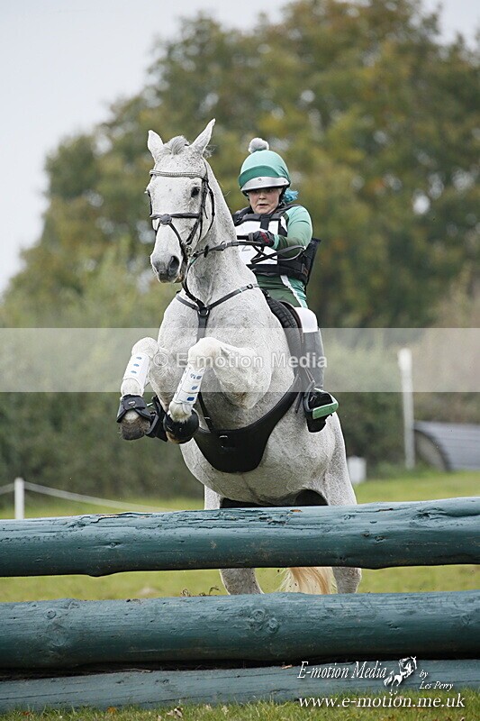 WWHT 181020 WWHT 181020 1539 - WWEC Intermediate Pairs (0.90m) 18/10/20