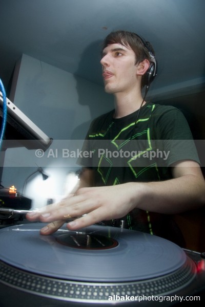 netsky - Heavy Hitterz: (M - Z)