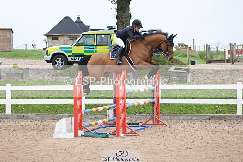 241101A-120129-01593 - FRI Cls 5 Newcomers and 1.10m Open