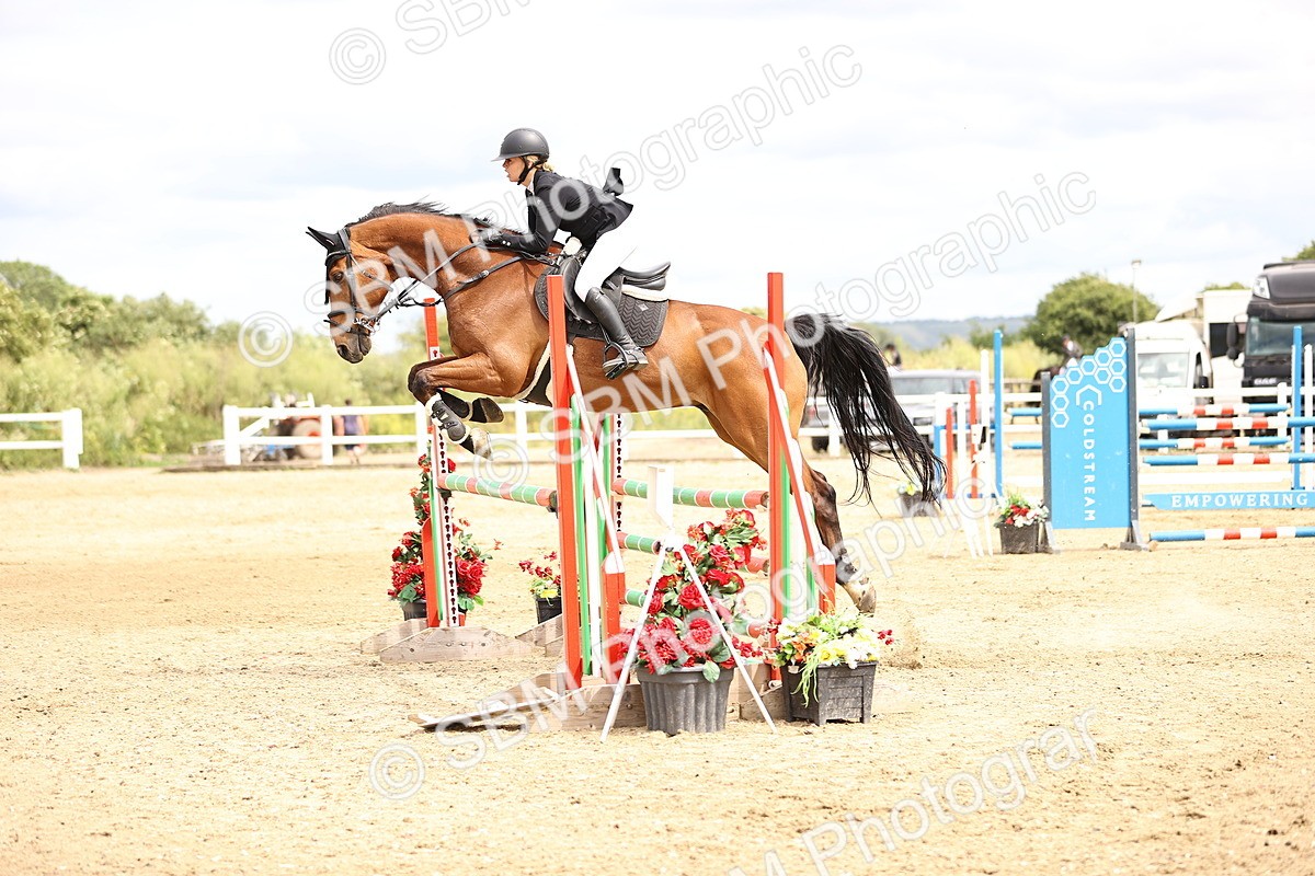 SBM_007839 - Class 19 - Senior Newcomers - 1.10m
