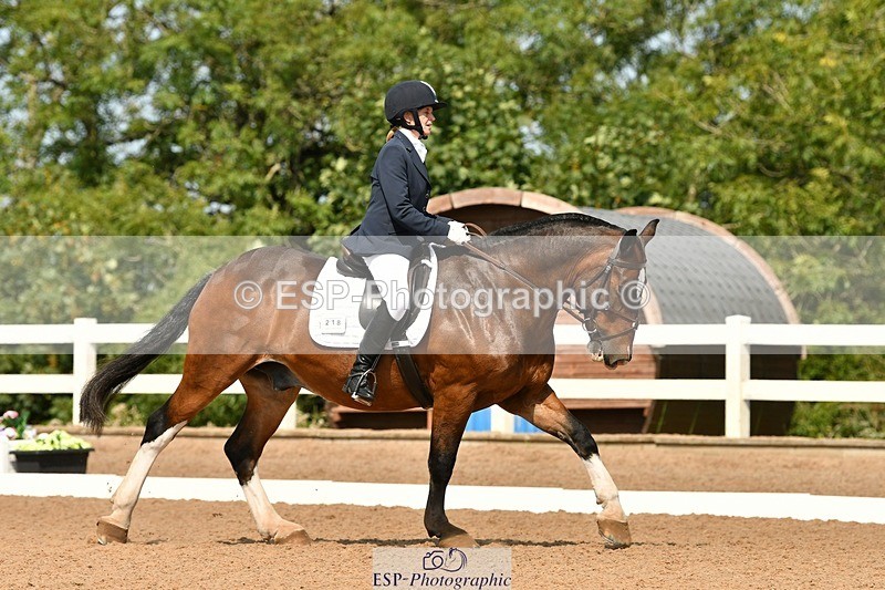 250817-120040-08731 - 218-Carol.QuantrillCormoy.Lad