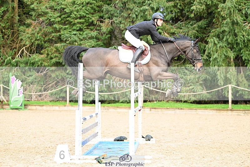 250215A-162005-01868 - Cls 6 National 1.30m