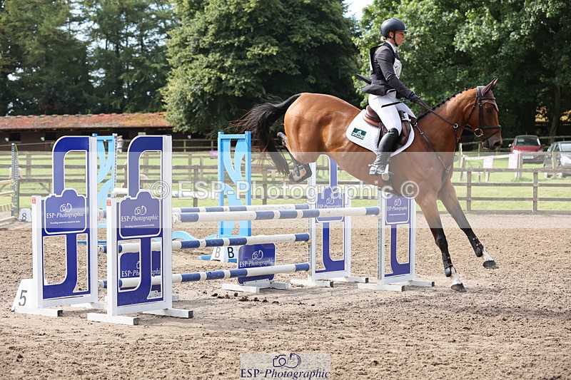 240804-102908-11089 - 301-Dani_Evans-SLEEPING_LION_TH