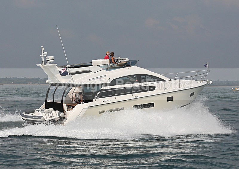 130826 FAIRLINE SQUADRON WT7A2677 - Flybridge Cruisers