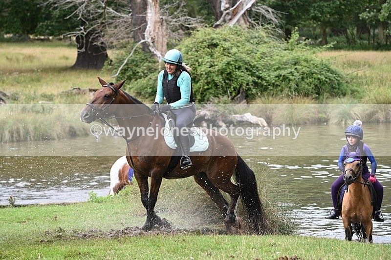 WJ7_2246 - Time at Water 11:14 to 11:36