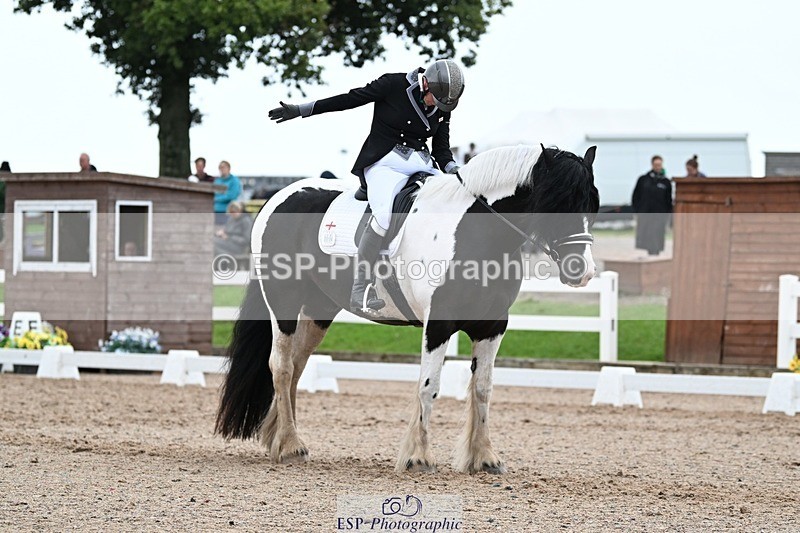 250907-141025-09187 - 014-Katrina.EllisSilverstor.IV