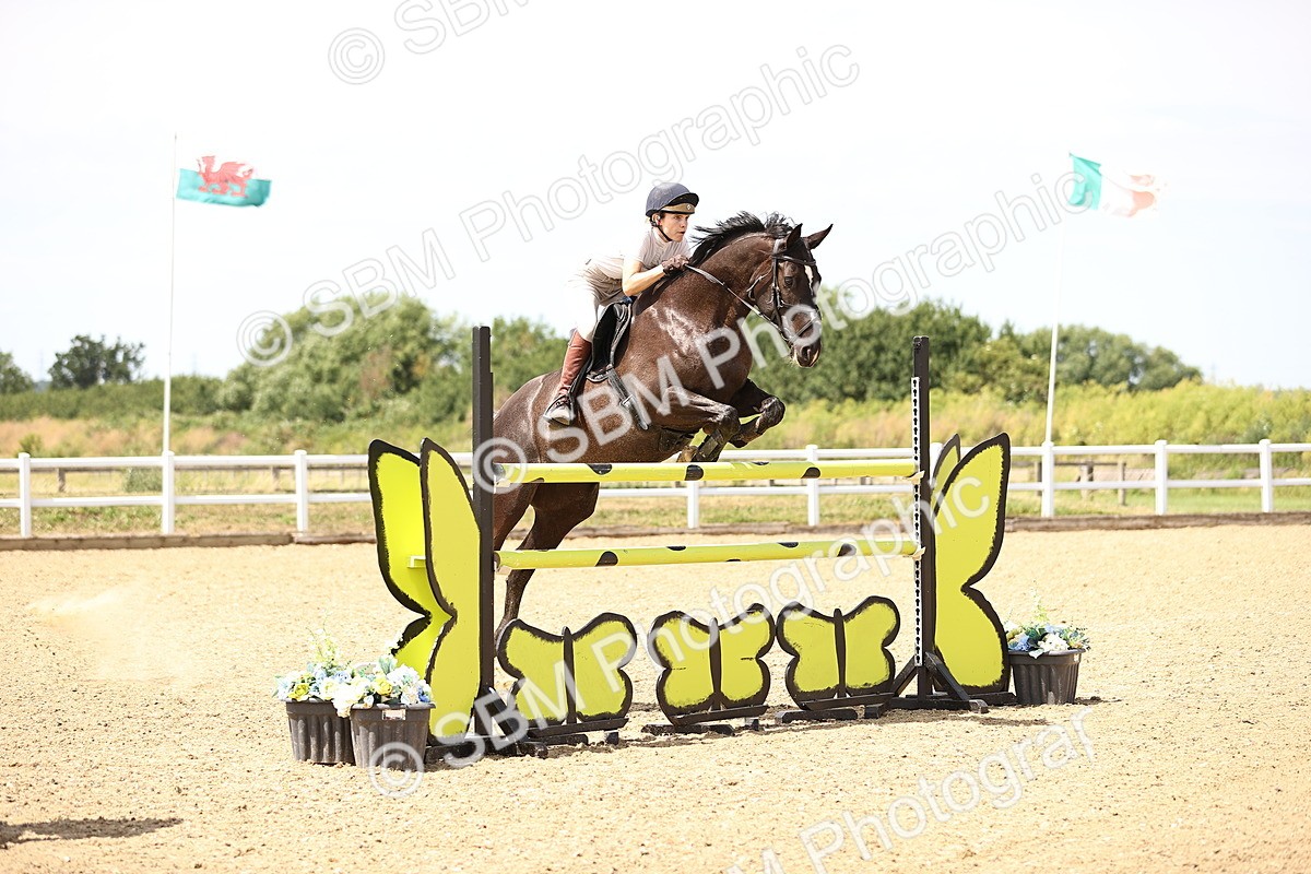 SBM_001920 - Class 16 - GFS Senior Newcomers 1.25m
