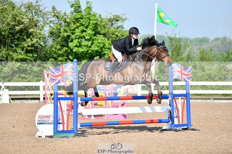 240512A-091414-17114 - Cls 39 British Novice and 90cm Open
