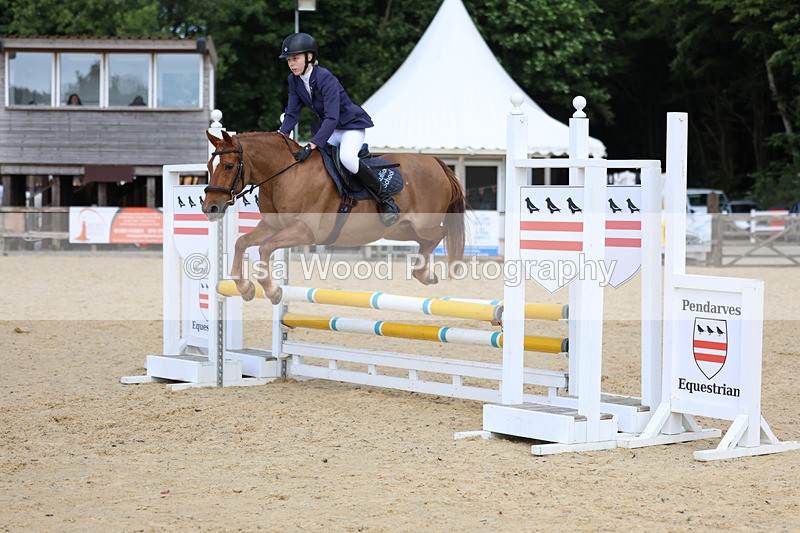 3E7A2556 - Class 4: 70 -75cm Part B