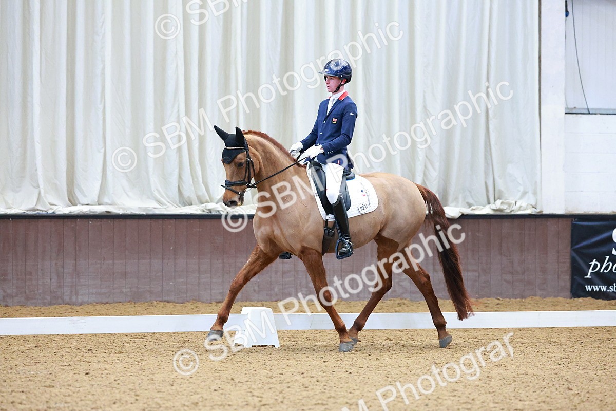 SBM_001309 - Class 18-15-16-22 - Elementary 5 Novice 5-Novice 6