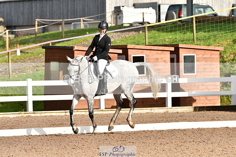 231104A-105346-00169 - Cls 4 Novice 22