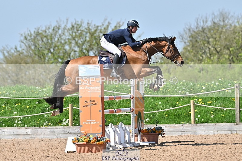 240509A-113437-01220 - Cls 9 Snr 1.20m Open