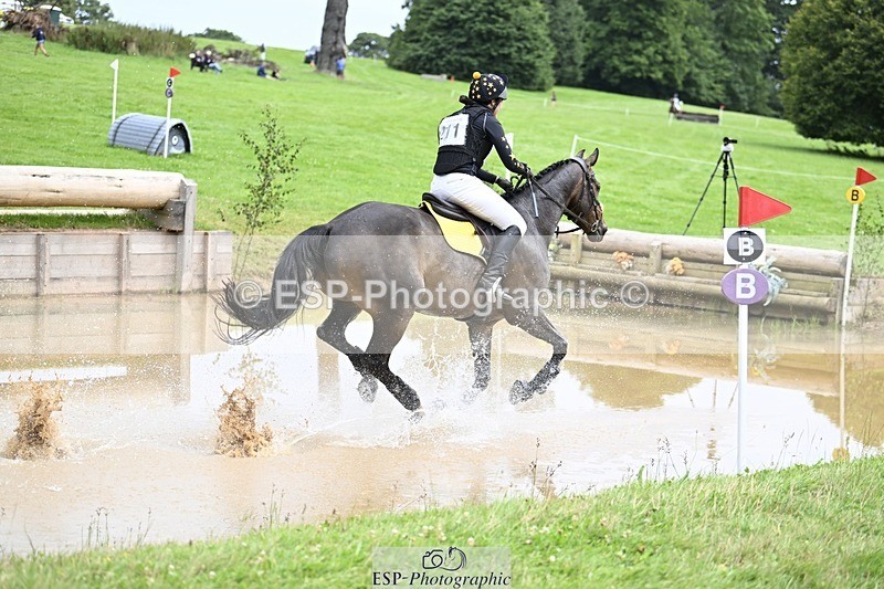 240803-135858-07382 - 211-Bethany_Hull-CARRICK_DIAMOND_OLIVER