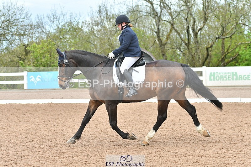 230511A-143900-00963 - BD Cls 14 Adv Medium 98