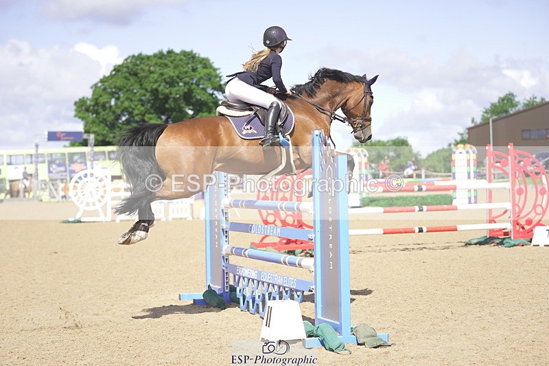 230806A-113002-01605 - Cls 13 Snr Newcomers & 1.10m Open