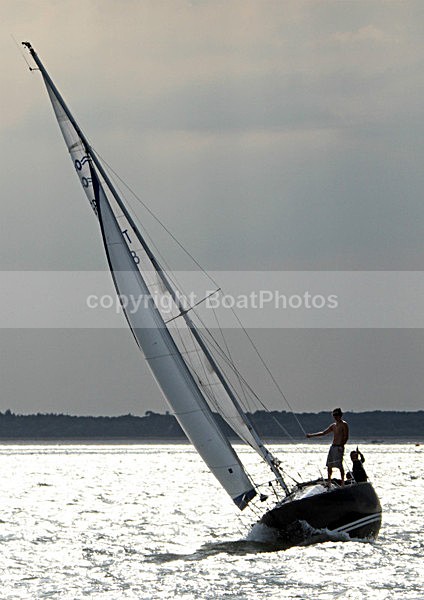 110604 BRIGHT OYSTER IMG_2047 - Sailboats - monohull