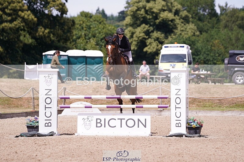 250704A-140706-11550 - Cls 22 Snr 1.15m Members Cup