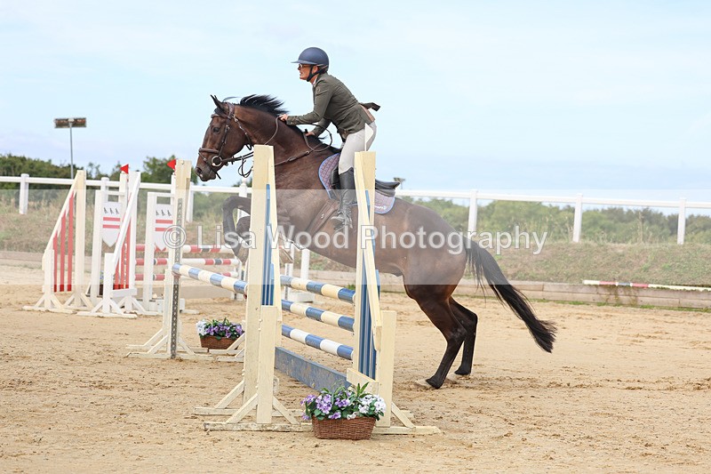 3E7A3375 - Class 4: Senior British Novice/90cm open