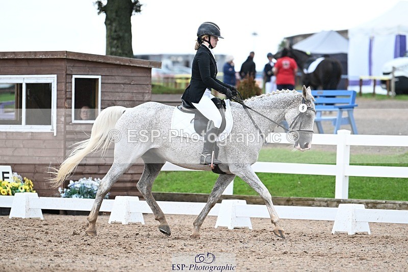 250907-125728-08501 - 009-Terri.EllawayTagula.Passion