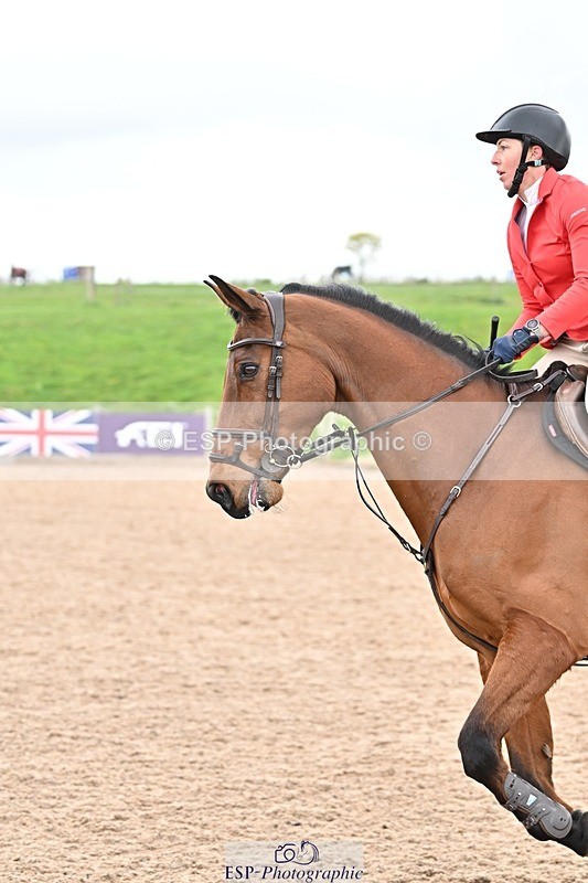 250414-104739-00242 - 80cm Round 1