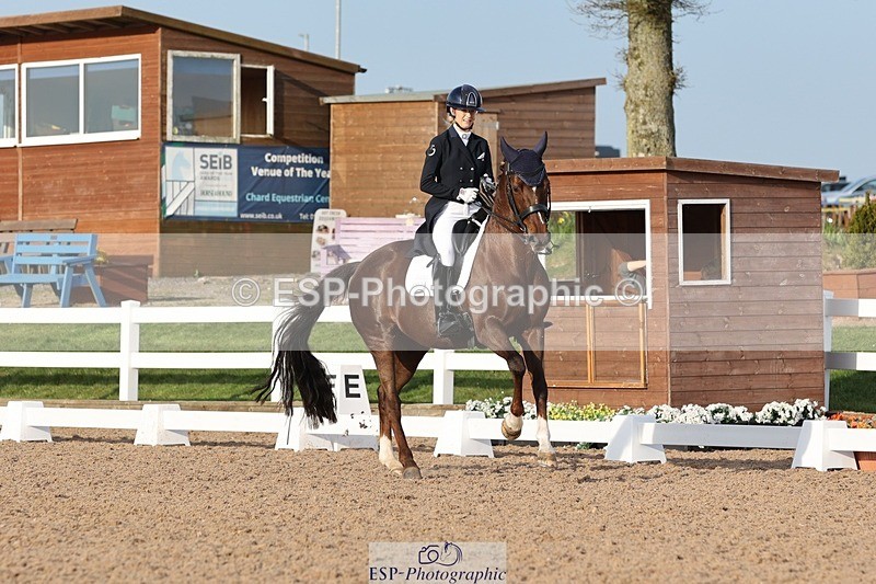 250404-180711-08215 - 131-Francesca.Cawley-Dame.Blanche