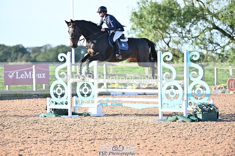 231015A-092503-06941 - Cls 28 Newcomers & 1.10m Open