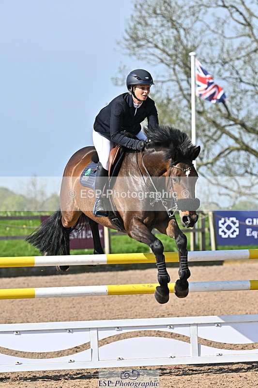 240509A-092332-00537 - Cls 8 Foxhunter