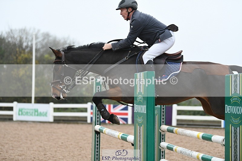 241103A-113226-07823 - SUN Cls 21 Snr Newcomers and 1.10m Open