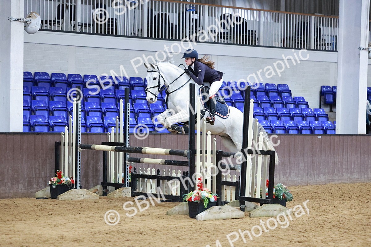 SBM_007730 - Class 24 - Nupafeed Supplements Senior Discovery/ 1m Open