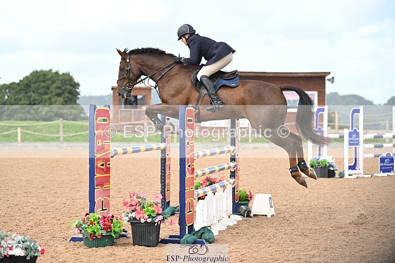 240912A-110936-00503 - Cls 2 Snr Newcomers