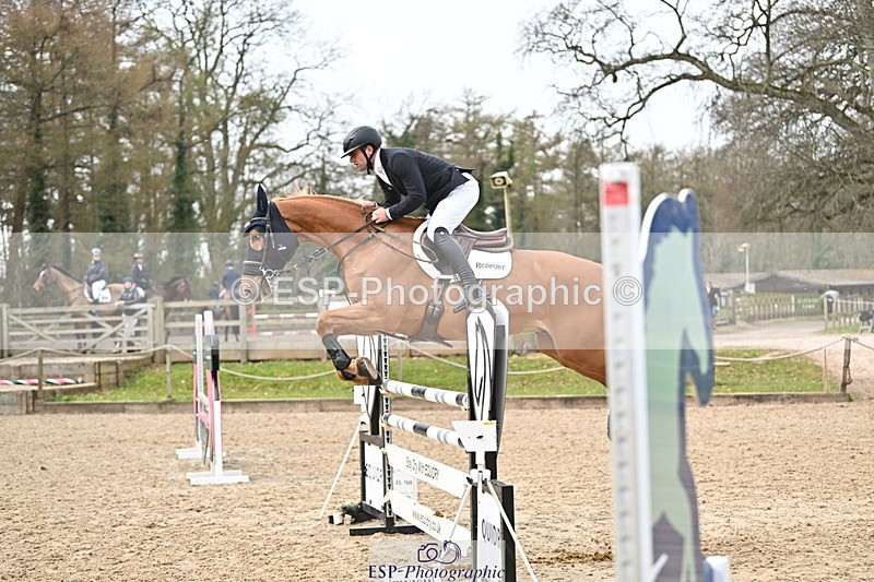 250321A-113936-00585 - Cls 3 Foxhunter and 1.20m Open