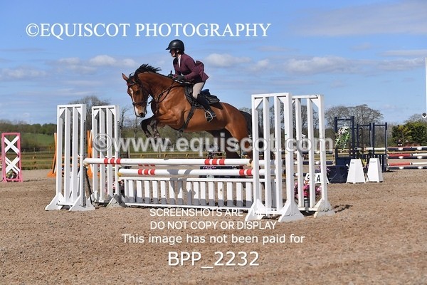 BPP_2232 - CLASS 22 SUN Senior BritiNovice/ 90cm Open