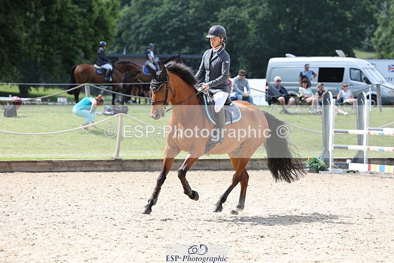 250614A-152909-08023 - Cls 30 1.05m Amateur Q and Open