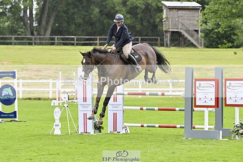 250613A-115629-00833 - Cls 2 Snr 1.15m Members Cup