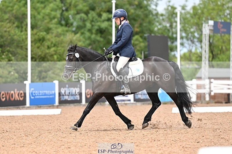 260704-130305-04747 - Cls 4D Senior Intermediate Novice 1