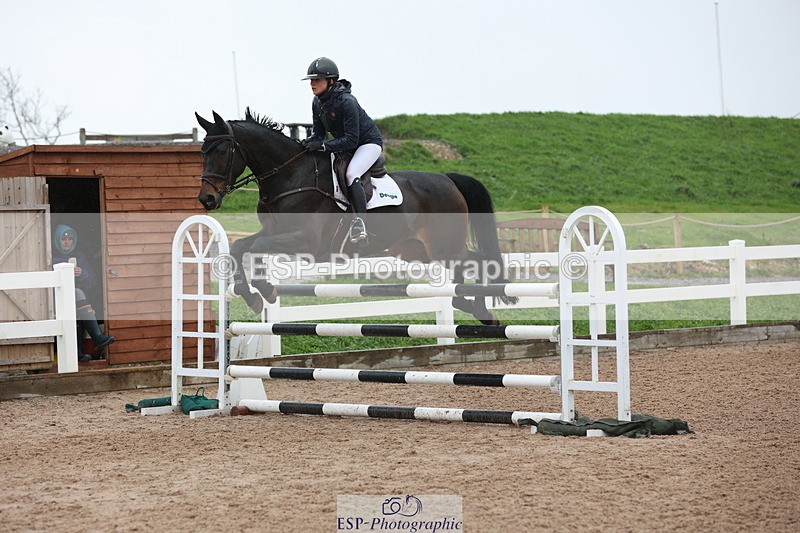 231112A-131553-04358 - Cls 20 Newcomers & 1.10m Open