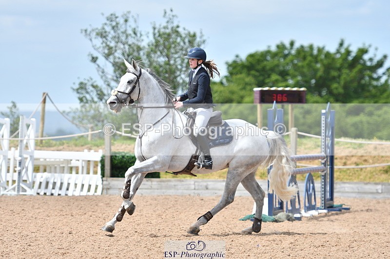 240609A-114816-04752 - Cls 17 Snr 1.05m Open