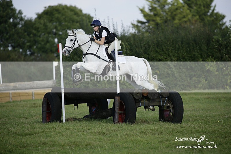  WWHT 171021 4035 - Open (1.00m)  17/10/21