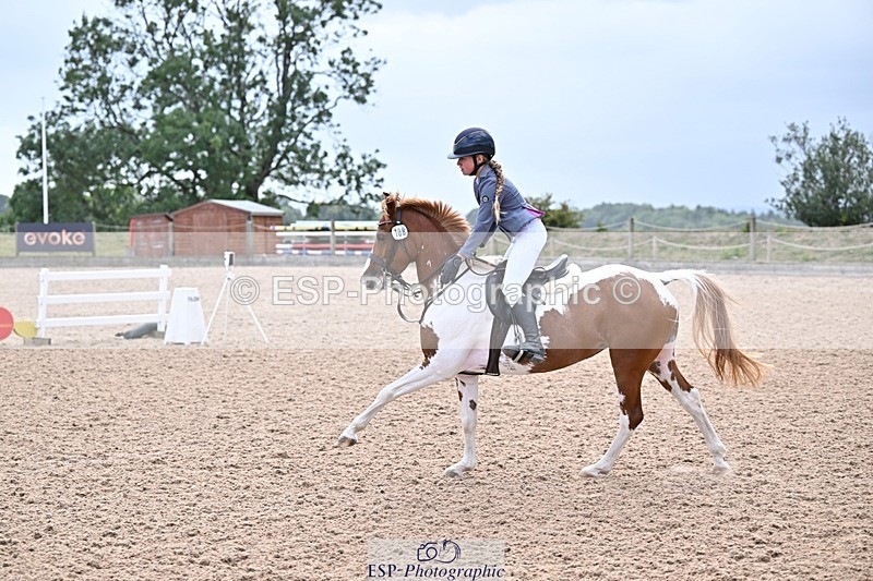 250826-161100-00244 - 70cm