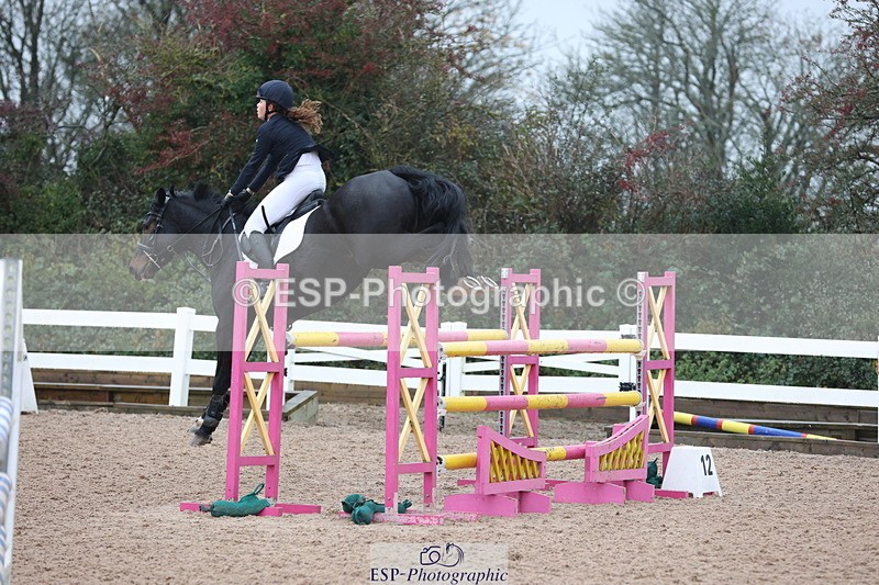 231112A-134205-04618 - Cls 20 Newcomers & 1.10m Open