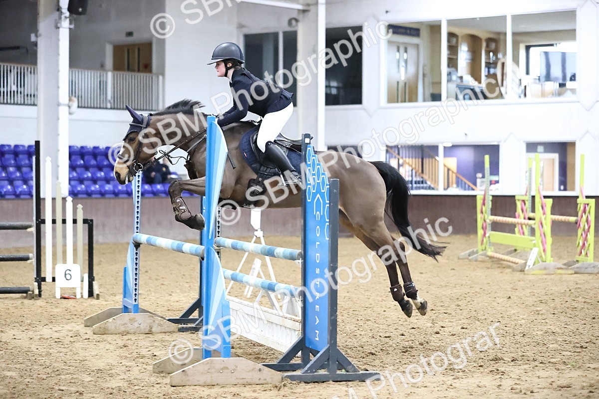 SBM_000766 - Class 4 - Blue Chip Pony Newcomers - 1.00m