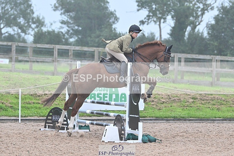 240813-191704-00872 - Classes 7 A&B 90cm