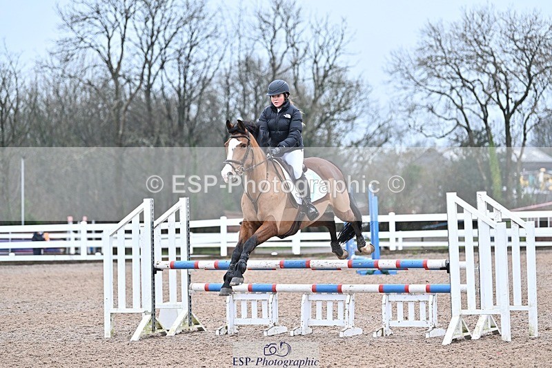 241127-094213-00058 - Cls 01A&B Brit Nov & 90cm Open